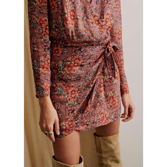 Sezane Noemia Mini Wrap Dress in Purple Flowers Long Sleece Boho NEW Size 46 - Picture 2 of 13